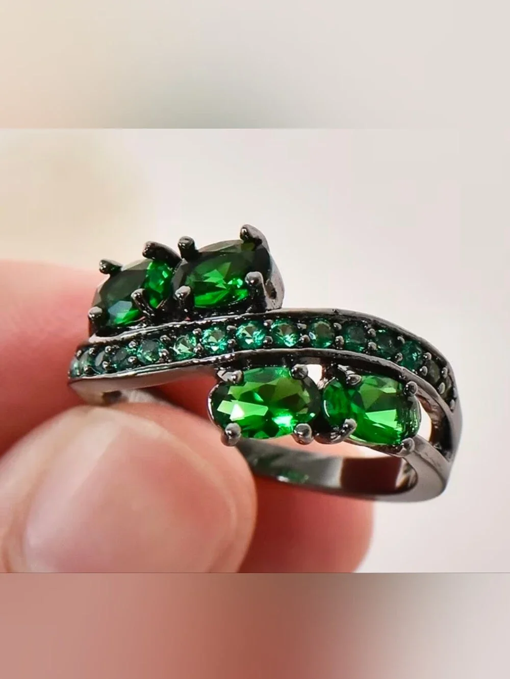 $8 Each Or Bundle 5/$20 Emerald Green Crystal Black Ring